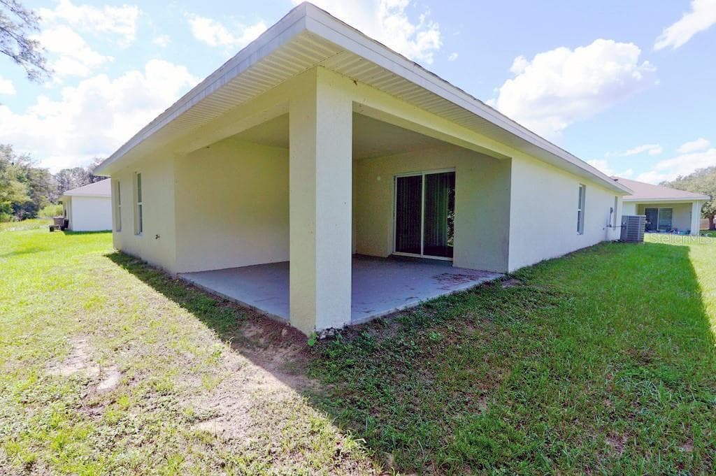 Single Family Residence at 1328 BURNLEY CT, KISSIMMEE, photo 5 of 27