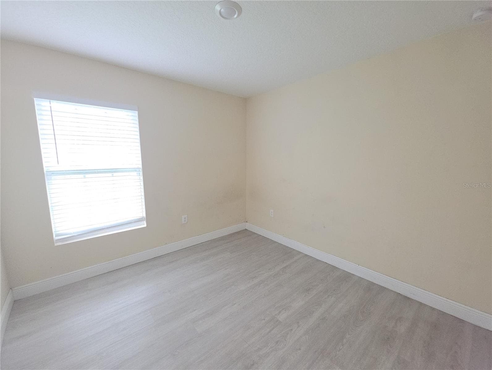 Single Family Residence at 1328 BURNLEY CT, KISSIMMEE, photo 17 of 27