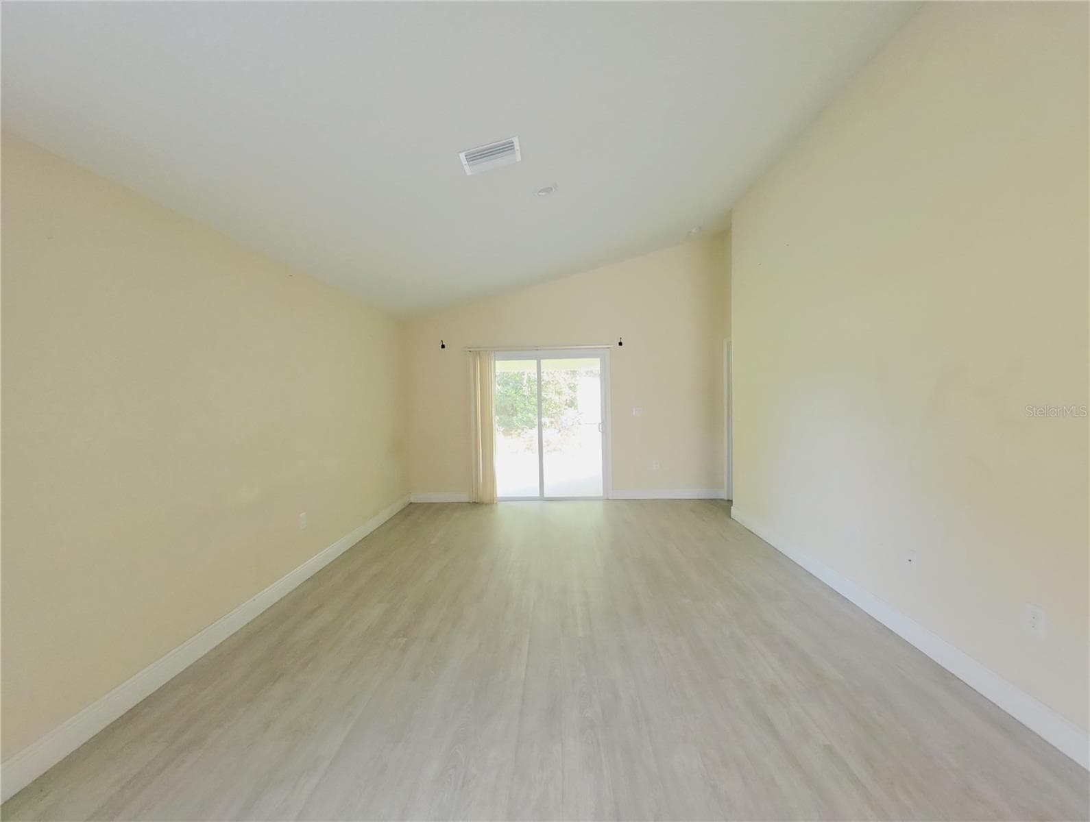 Single Family Residence at 1328 BURNLEY CT, KISSIMMEE, photo 19 of 27