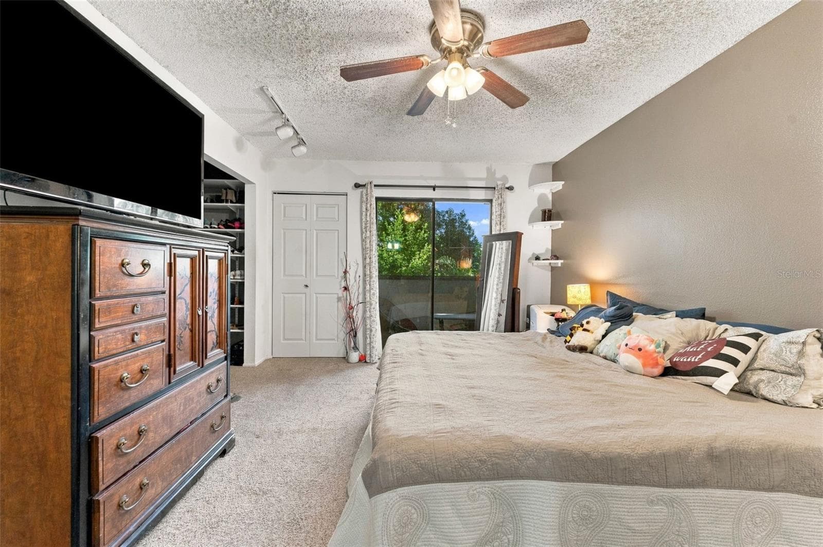 Single Family Residence at 1446 HIGHLAND RIDGE CIR, BRANDON, photo 15 of 28