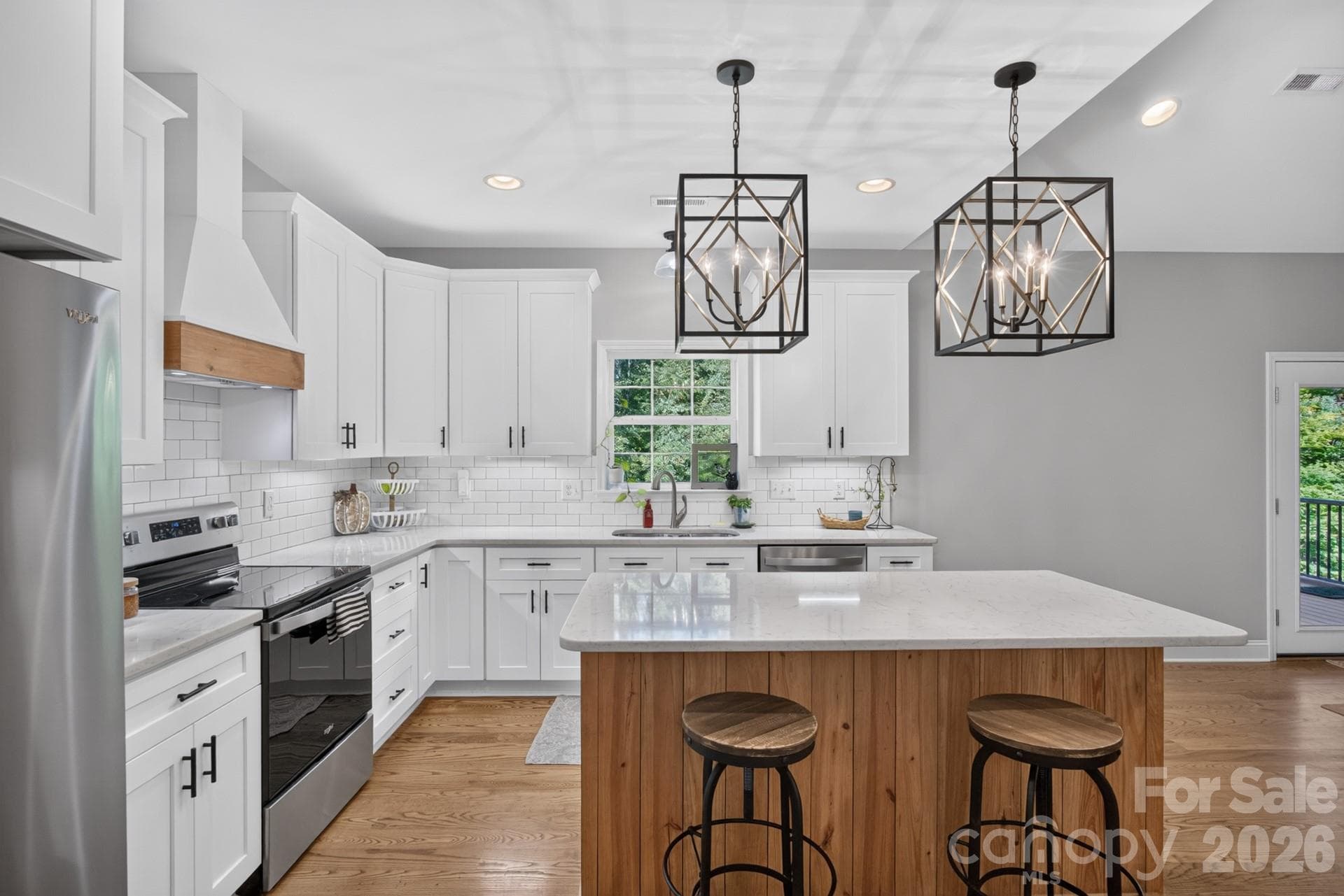 Single Family Residence at 125 Fesperman Street, Rockwell, photo 6 of 38