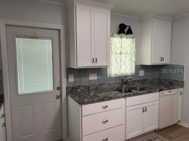 Kitchen - 3412 OAKWOOD BLVD N, SARASOTA