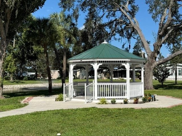 Gazebo - 3412 OAKWOOD BLVD N, SARASOTA
