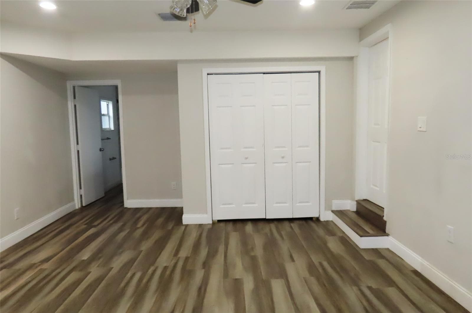 Single Family Residence at 101 N GLENWOOD AVE, CLEARWATER, photo 34 of 60