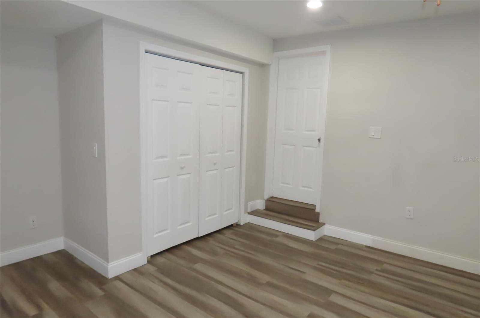 Single Family Residence at 101 N GLENWOOD AVE, CLEARWATER, photo 36 of 60