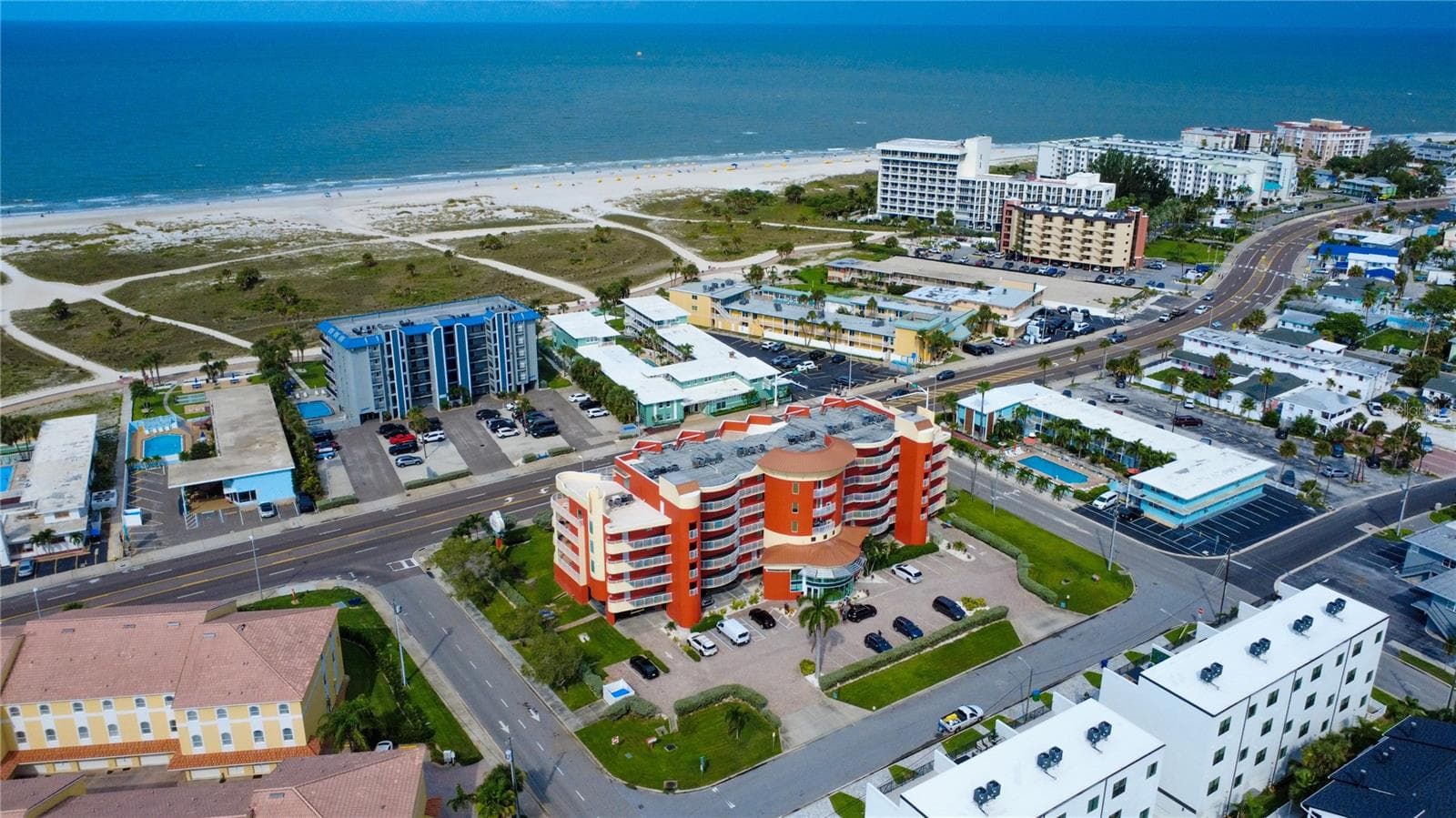 Condo - Hotel at 11605 GULF BLVD #203, TREASURE ISLAND, photo 43 of 54