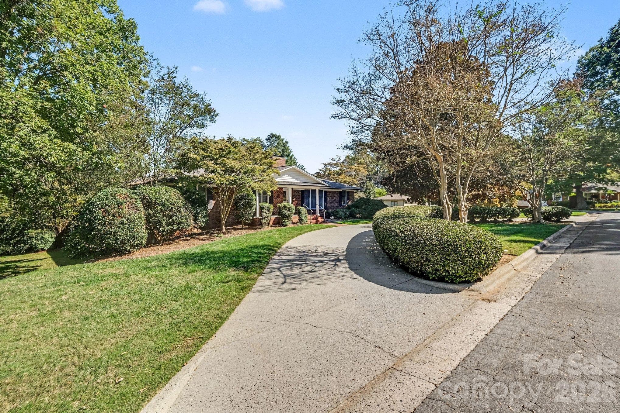 Single Family Residence at 746 Grandview Drive NE, Concord, photo 44 of 48