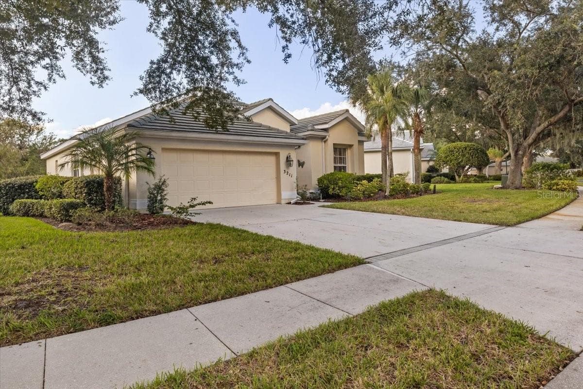Single Family Residence at 3211 WOODLAND FERN DR, PARRISH, photo 2 of 79