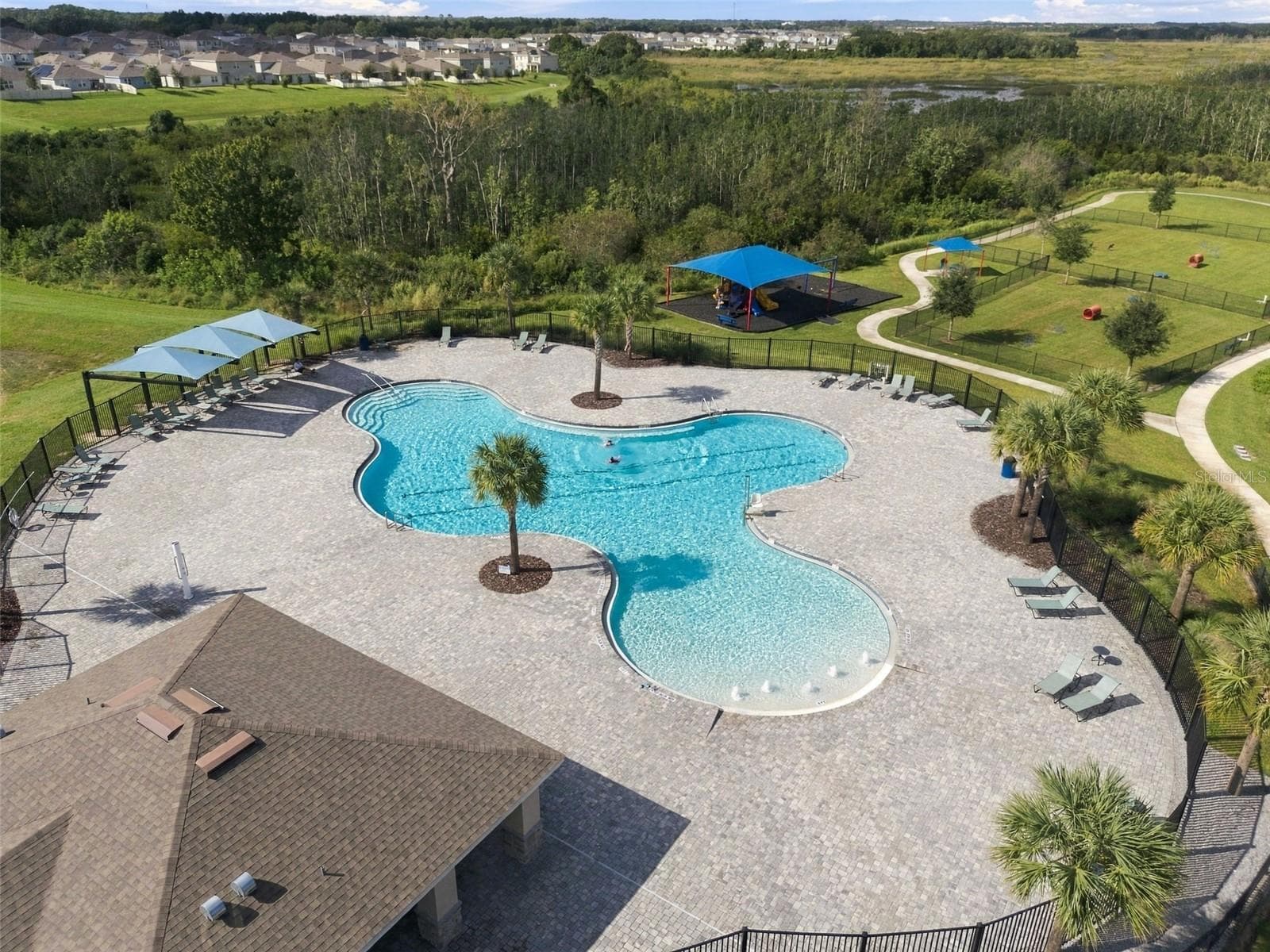 Resort style pool 2nd angle - 2566 TRINIDAD RD, HAINES CITY