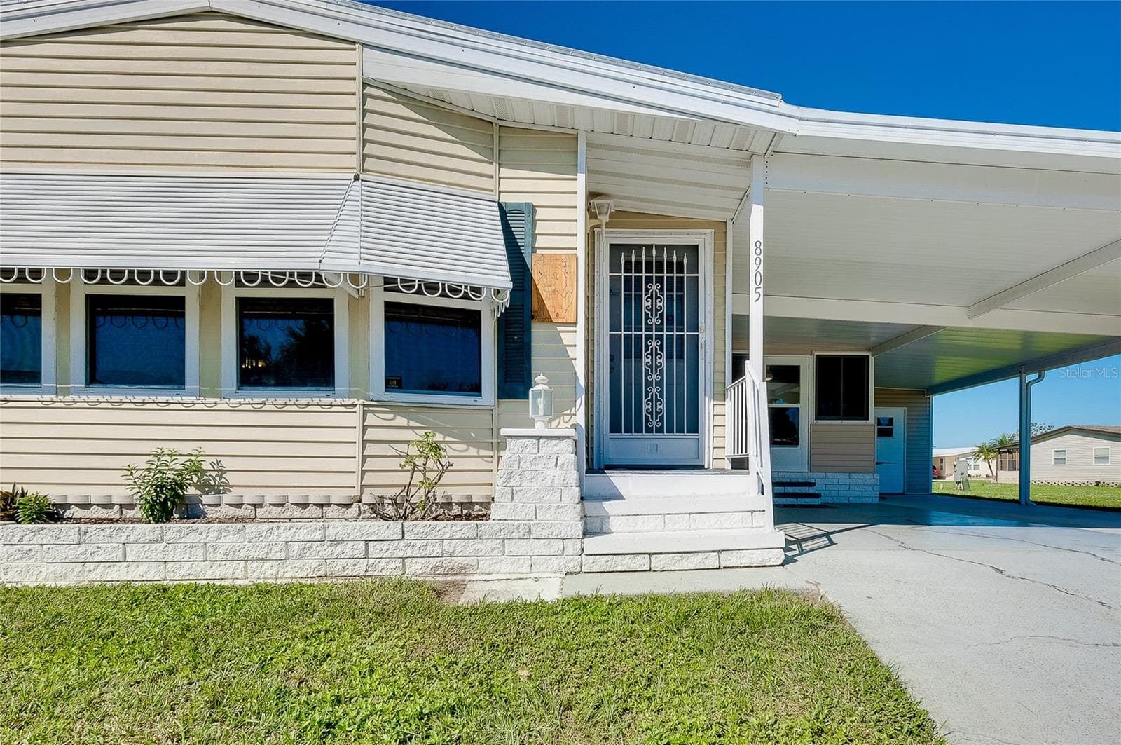 Manufactured Home at 8905 34TH AVE E, PALMETTO, photo 5 of 52