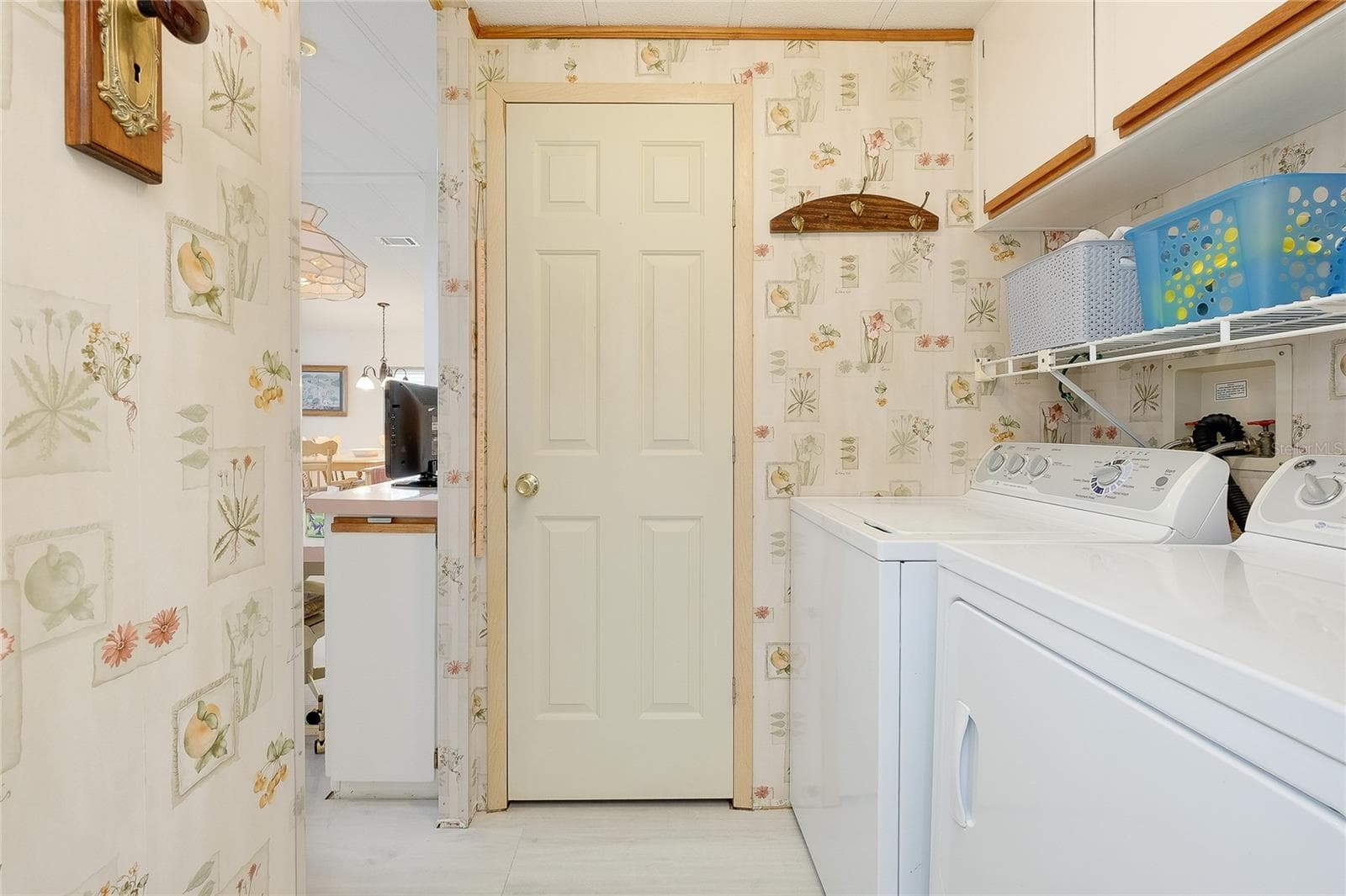 Manufactured Home at 8905 34TH AVE E, PALMETTO, photo 11 of 52