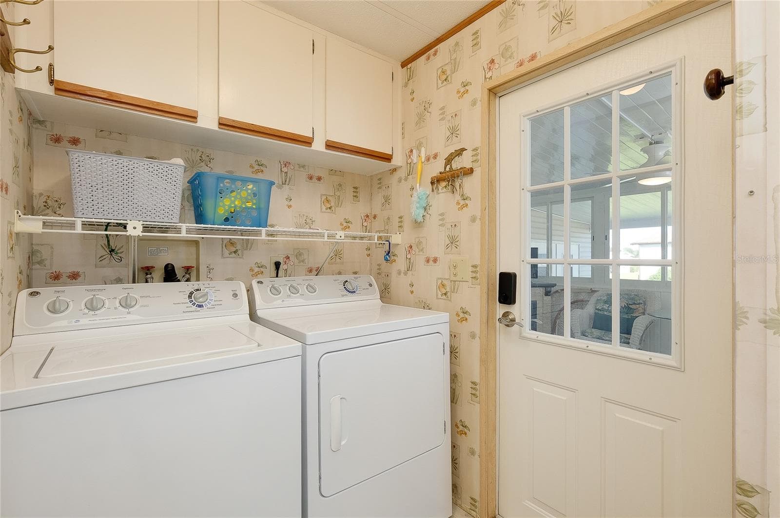 Manufactured Home at 8905 34TH AVE E, PALMETTO, photo 13 of 52