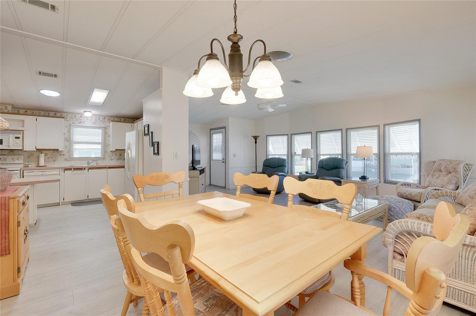Manufactured Home at 8905 34TH AVE E, PALMETTO, photo 23 of 52