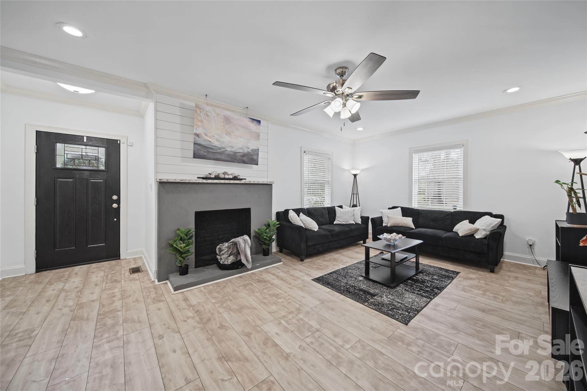 Single Family Residence at 601 Carolina Avenue, Gastonia, photo 2 of 47