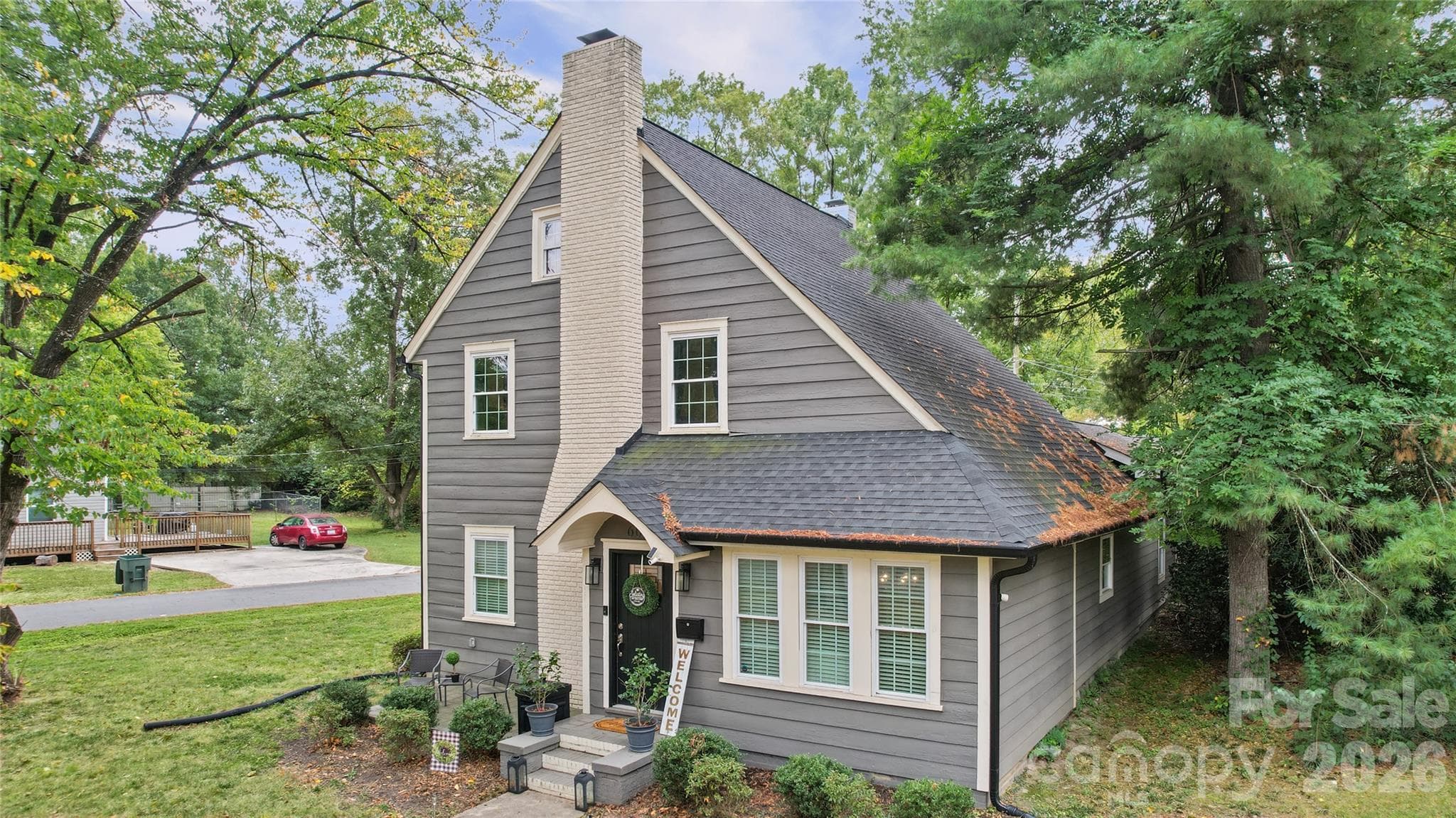 Single Family Residence at 601 Carolina Avenue, Gastonia, photo 35 of 47