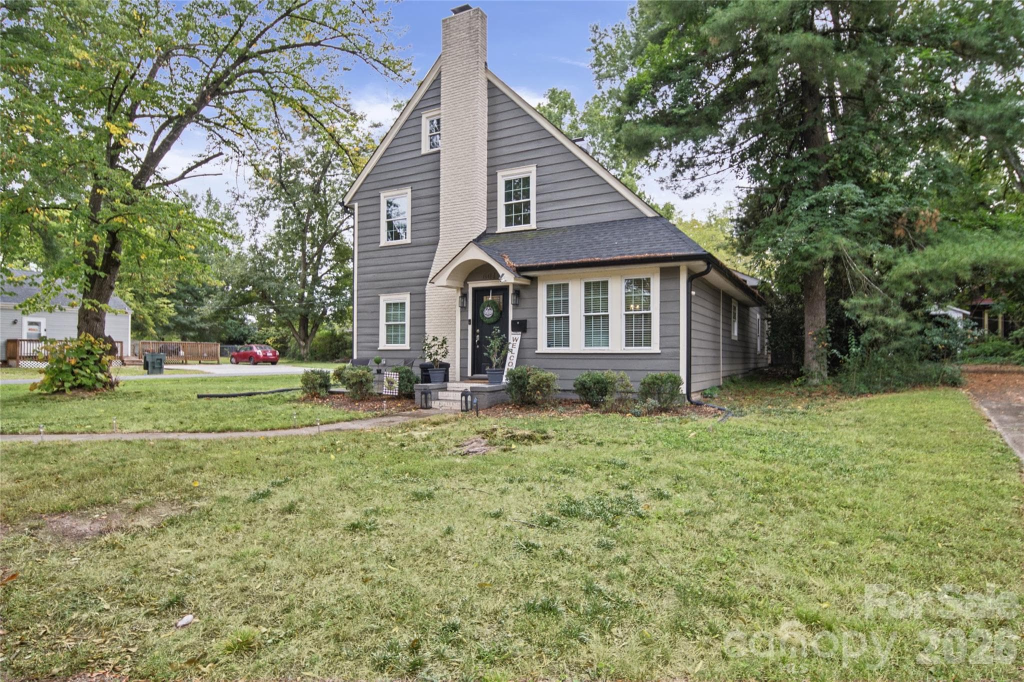 Single Family Residence at 601 Carolina Avenue, Gastonia, photo 36 of 47