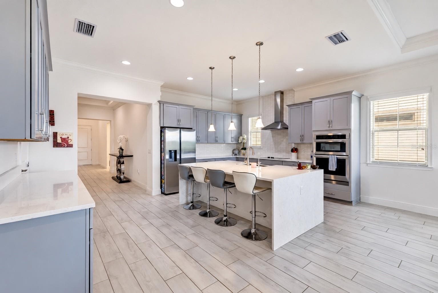 Single Family Residence at 13688 ABBERWICK DR, ORLANDO, photo 6 of 36