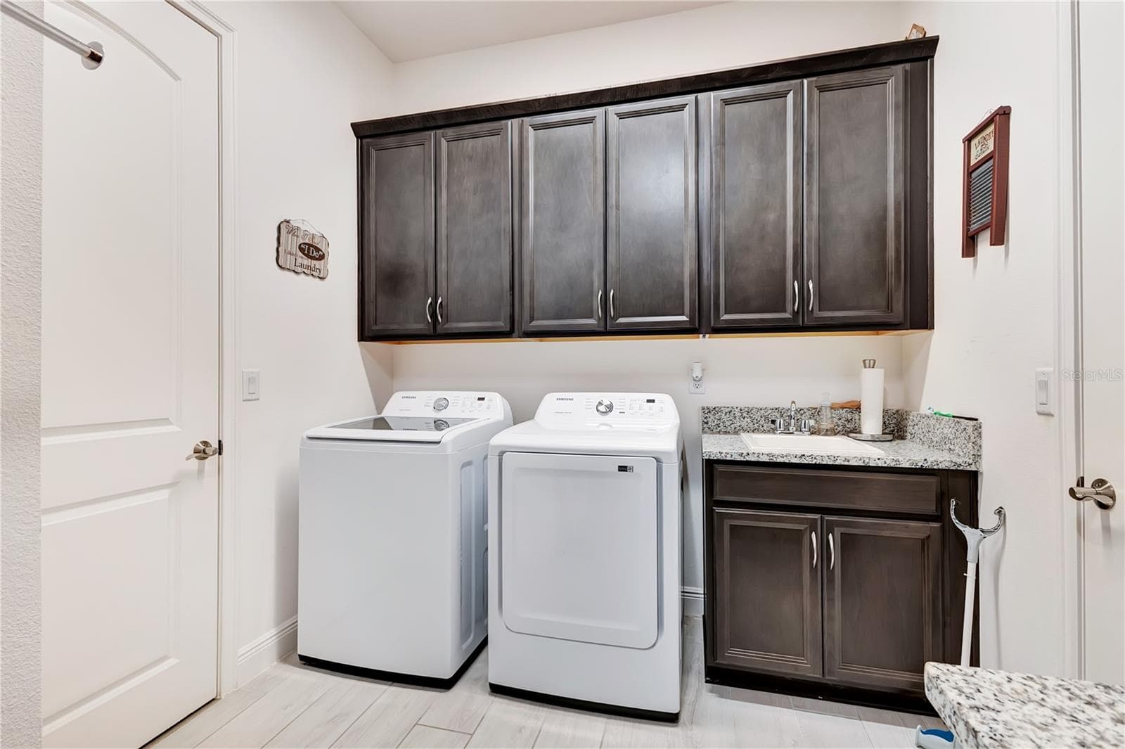 Single Family Residence at 13688 ABBERWICK DR, ORLANDO, photo 22 of 36