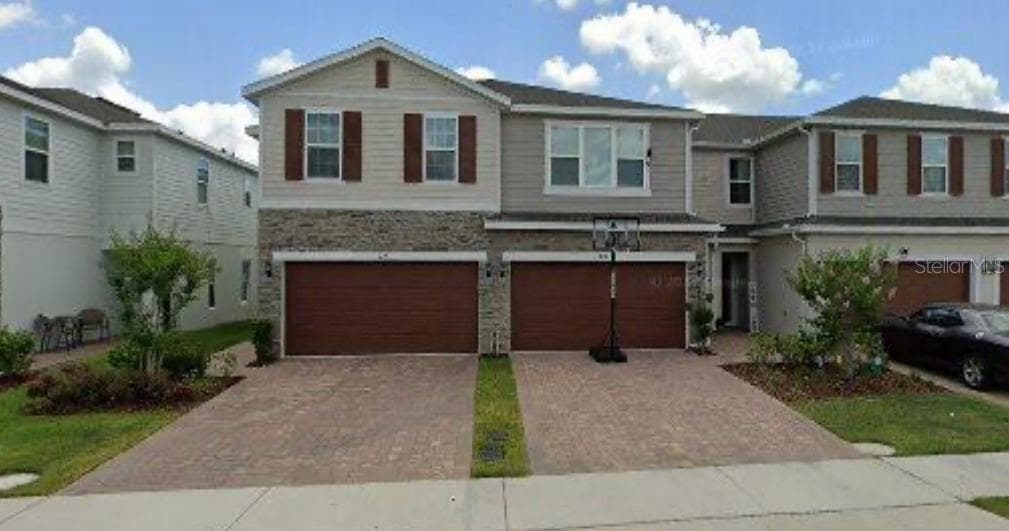 1275 WISPY CYPRESS DR