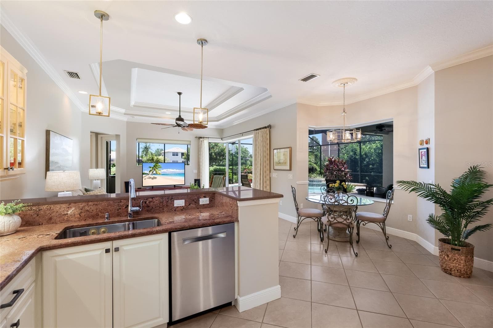 Single Family Residence at 13409 KILDARE PL, LAKEWOOD RANCH, photo 21 of 81