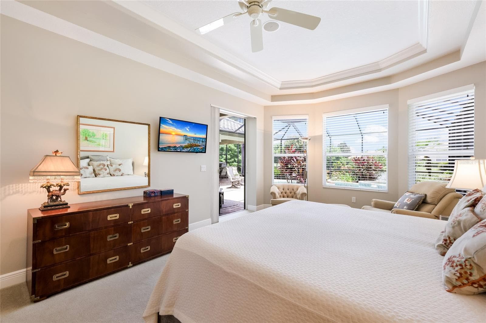 Primary suite has bay window sitting area and pocket slider to lanai - 13409 KILDARE PL, LAKEWOOD RANCH