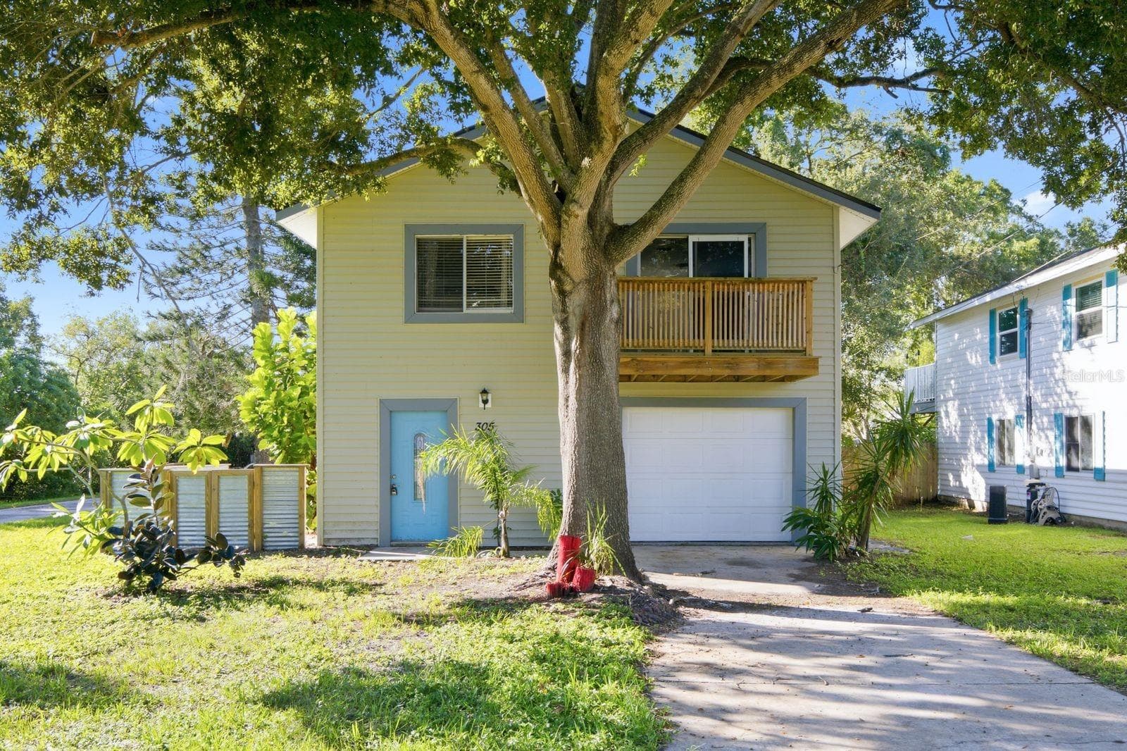 305 CRYSTAL BEACH AVE