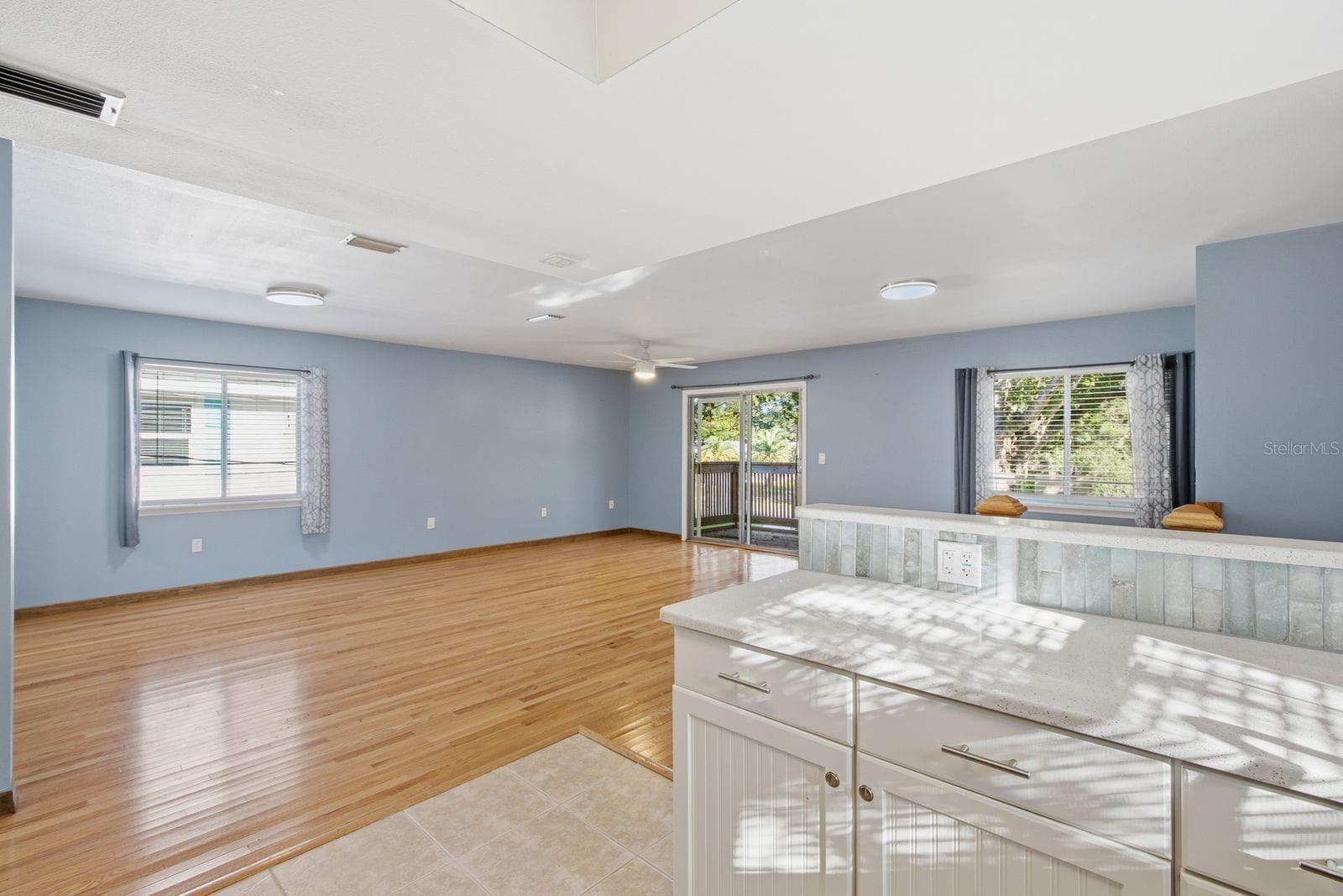 Single Family Residence at 305 CRYSTAL BEACH AVE, CRYSTAL BEACH, photo 5 of 26