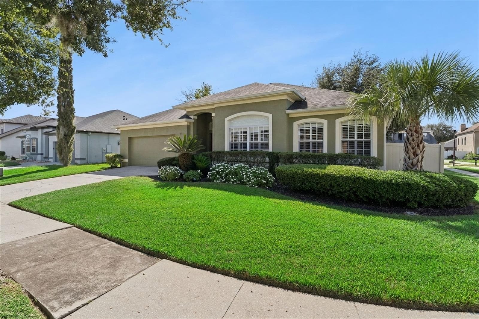 House - 330 LAKE AMBERLEIGH DR, WINTER GARDEN