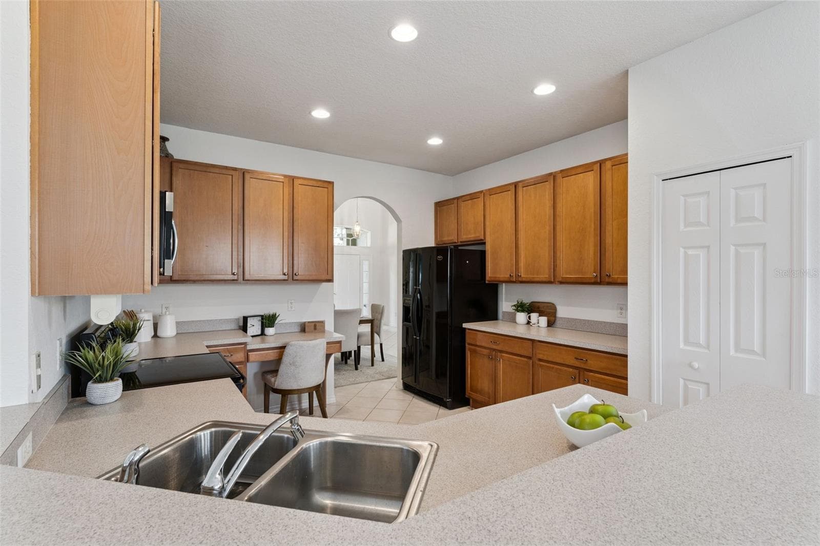 Kitchen - 330 LAKE AMBERLEIGH DR, WINTER GARDEN