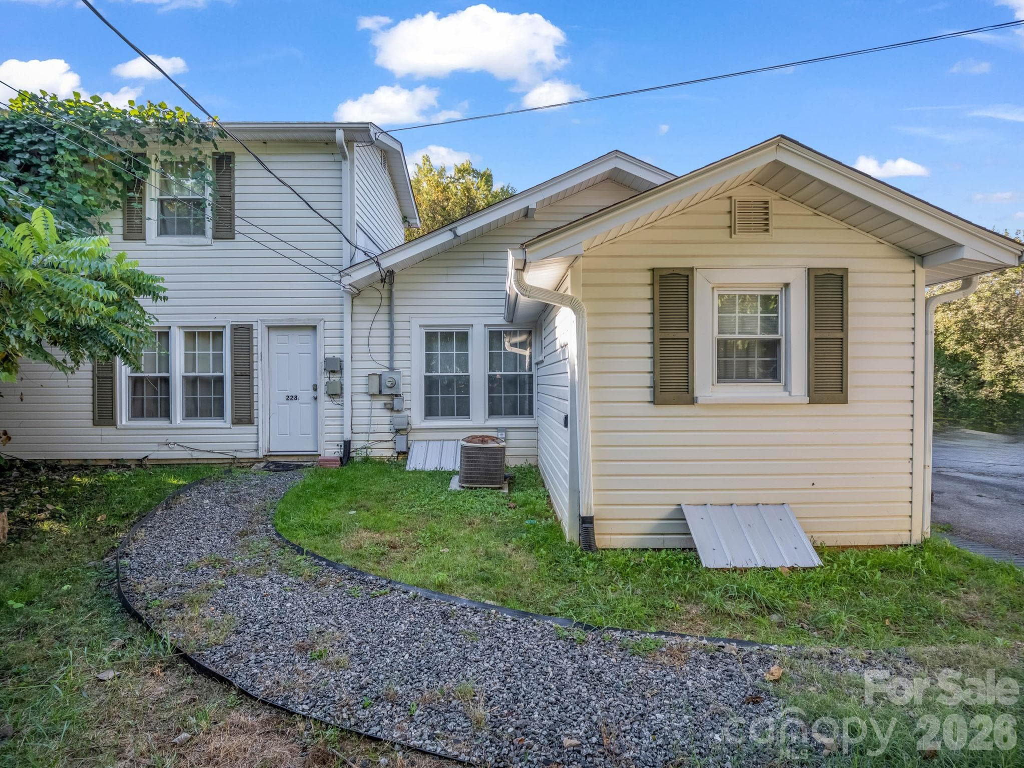 Back of House - 228 Stoney Mountain Road, Hendersonville