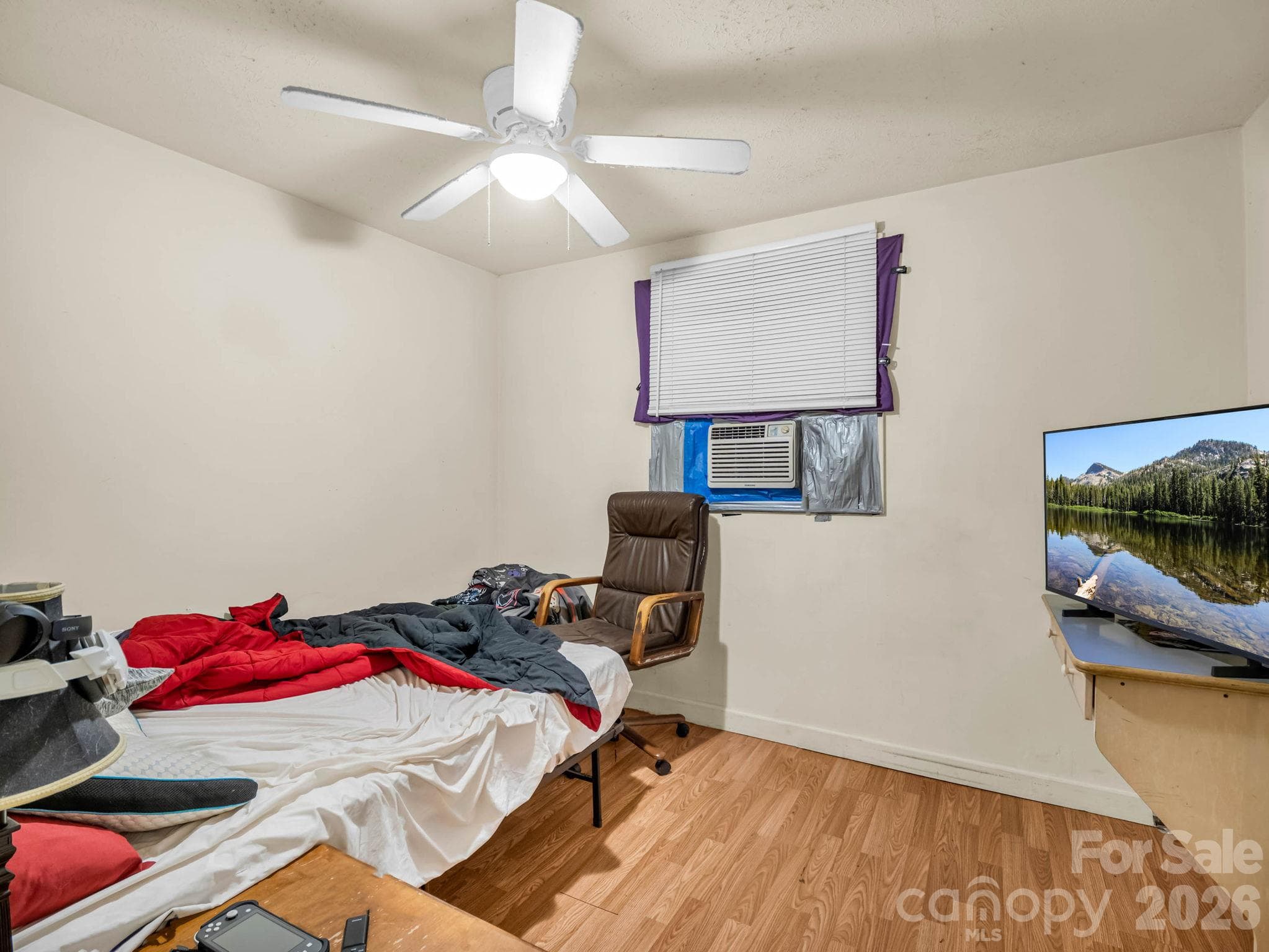 Unit A Bedroom - 228 Stoney Mountain Road, Hendersonville