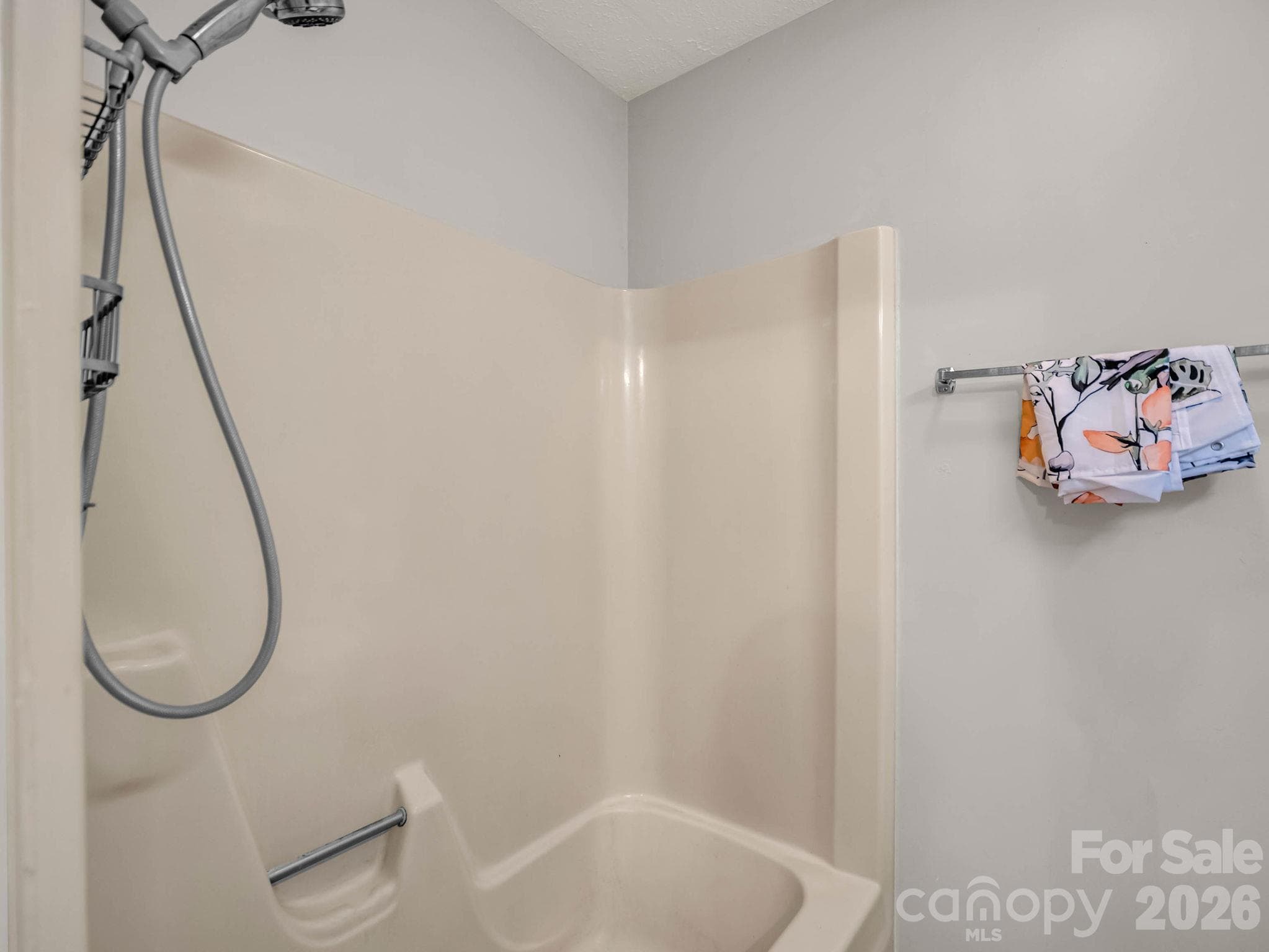 Unit C Bath - 228 Stoney Mountain Road, Hendersonville