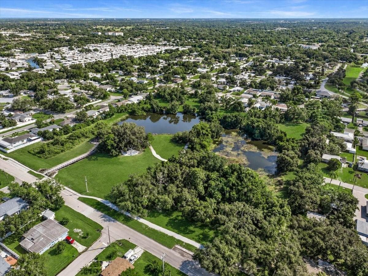 Single Family Residence at 7739 33RD LN E, SARASOTA, photo 61 of 83