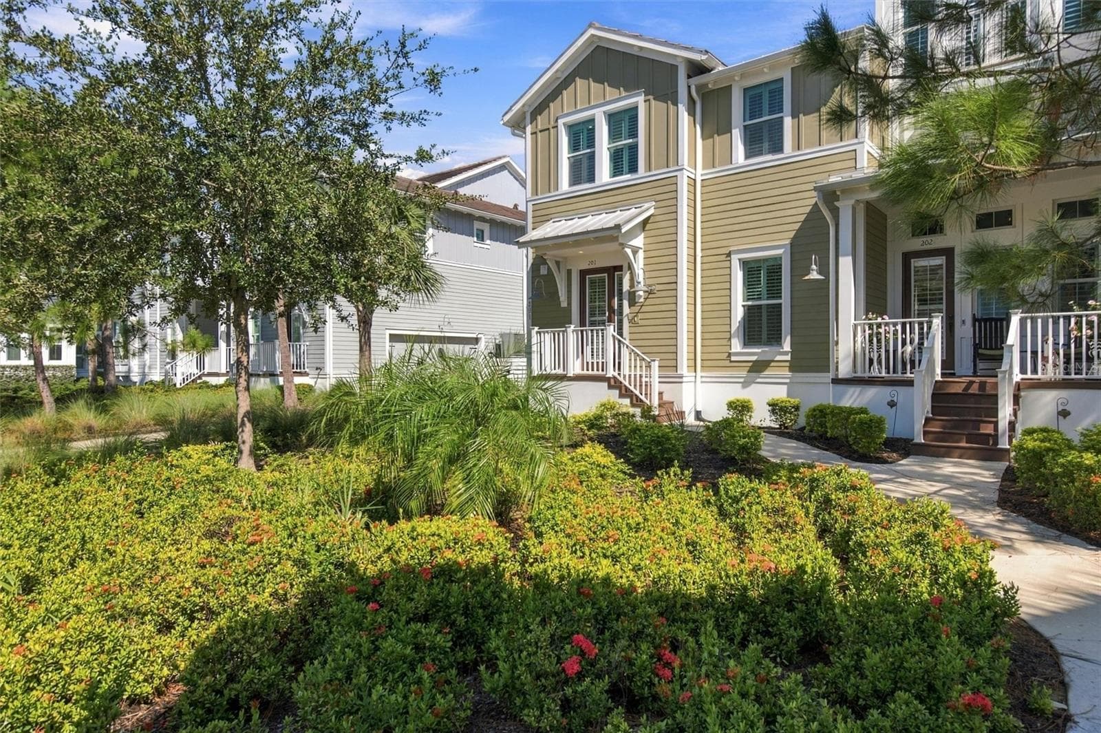 Welcome Home! - 291 COMPASS POINT DR #201, BRADENTON