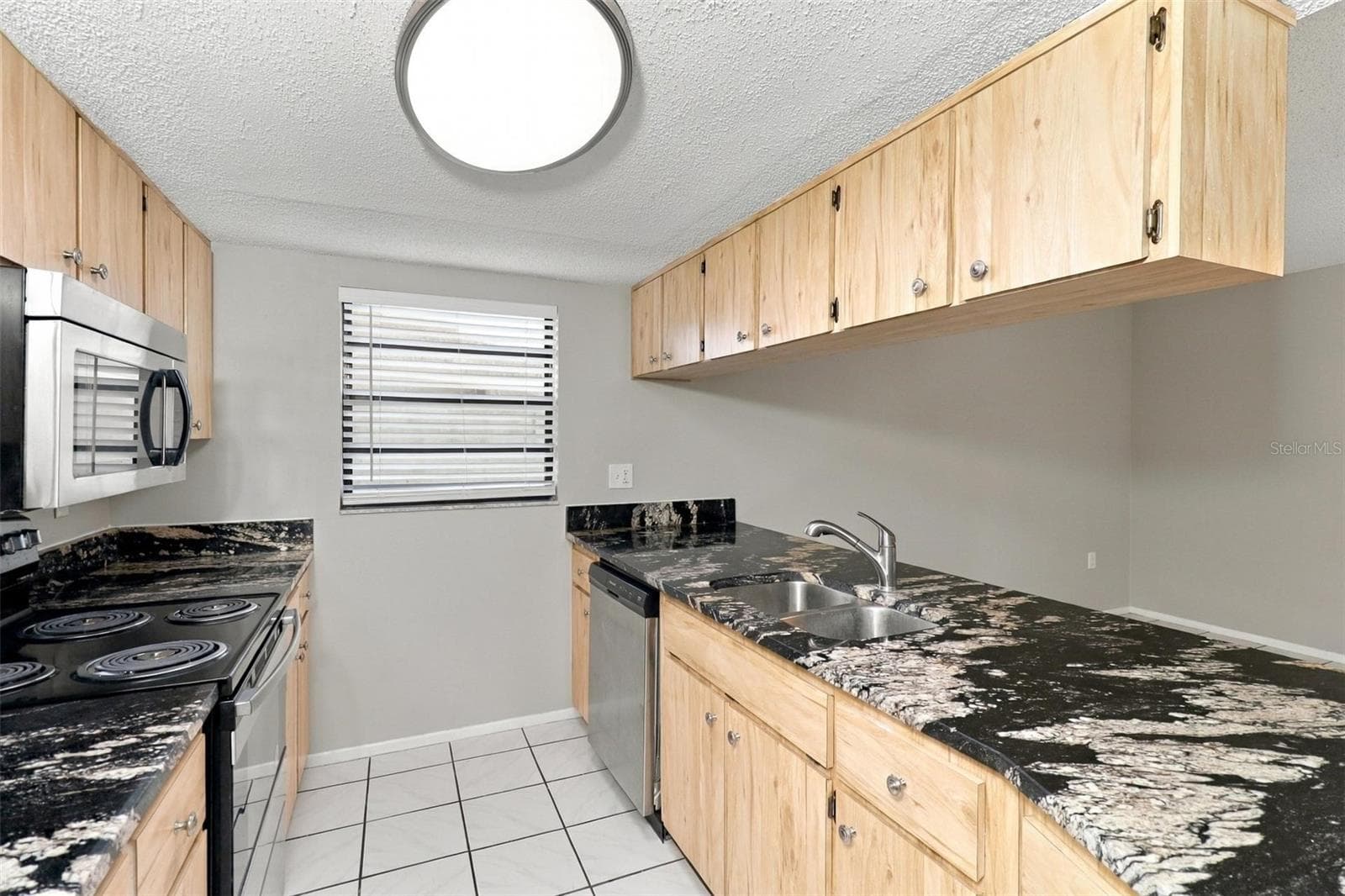Single Family Residence at 7752 ROYAL STEWART DR, NEW PORT RICHEY, photo 9 of 21