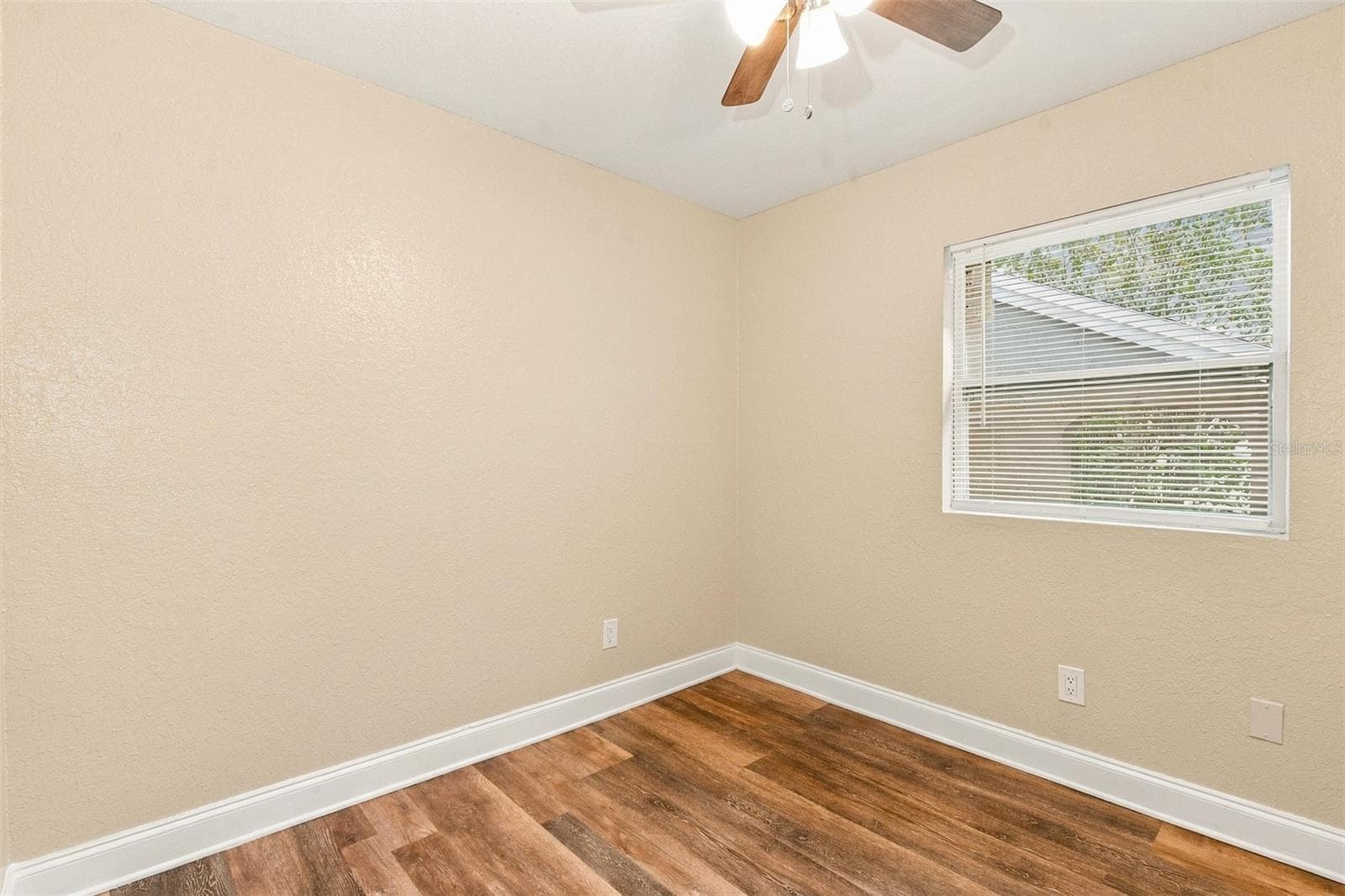 Single Family Residence at 1582 DARLINGTON AVE, DELTONA, photo 9 of 20