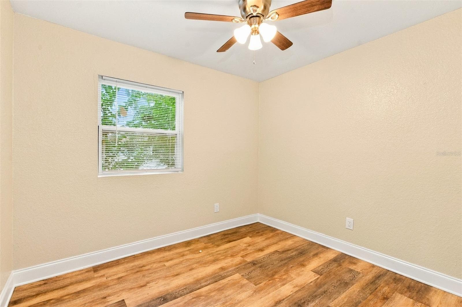 Single Family Residence at 1582 DARLINGTON AVE, DELTONA, photo 11 of 20