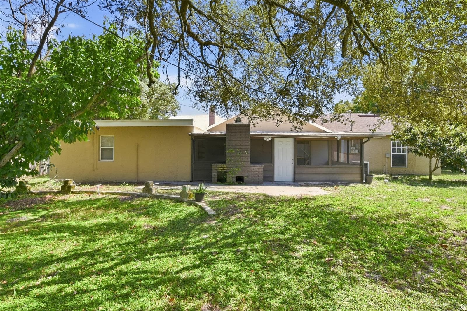 Single Family Residence at 1582 DARLINGTON AVE, DELTONA, photo 18 of 20