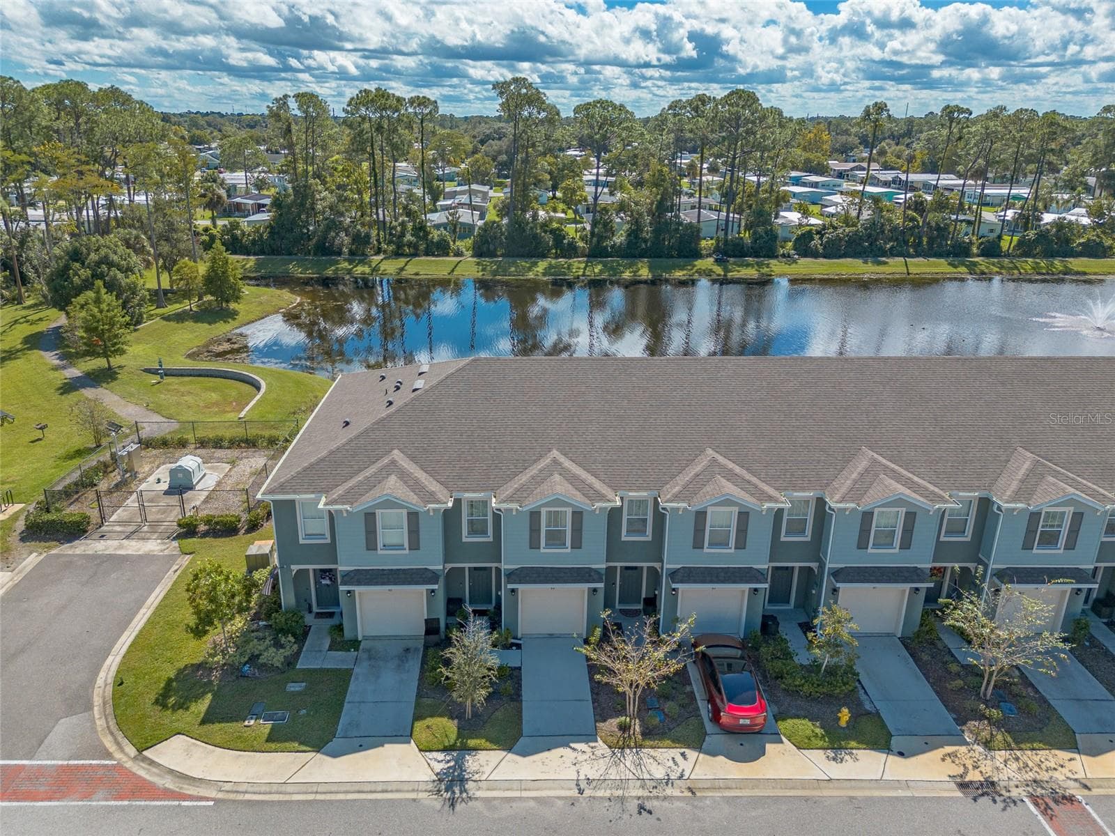 Townhouse at 84 BELLA LAGO CIR, PORT ORANGE, photo 2 of 48