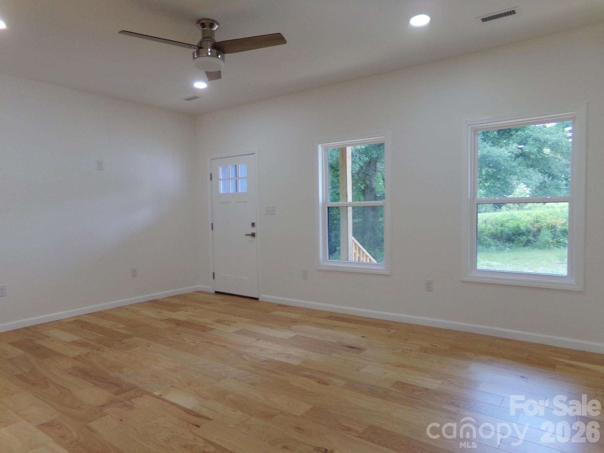 Living Area - 914 Old Hollis Road, Ellenboro