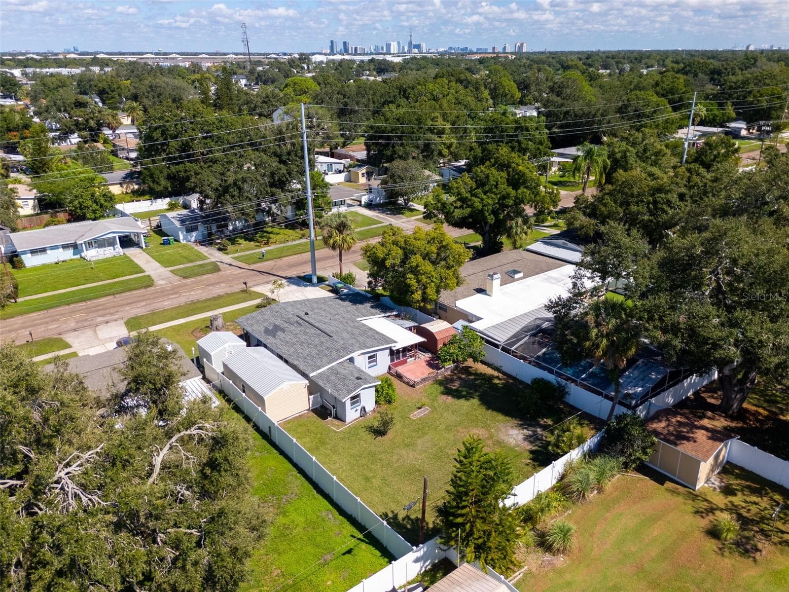 Single Family Residence at 4424 W IOWA AVE, TAMPA, photo 58 of 62