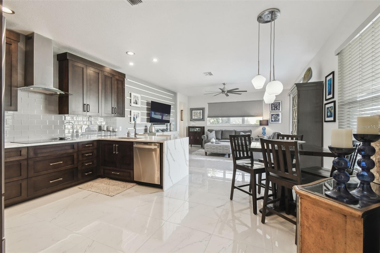 Single Family Residence at 18325 DAVENTRY CT, HUDSON, photo 12 of 70