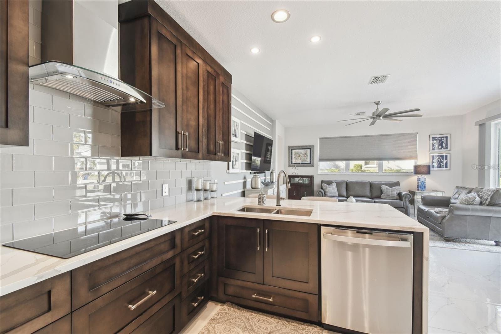 Single Family Residence at 18325 DAVENTRY CT, HUDSON, photo 13 of 70