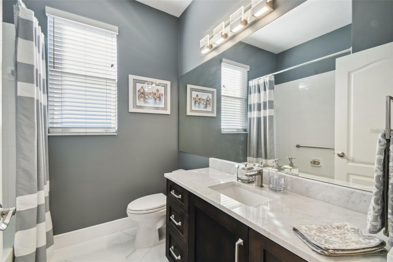 guest bathroom - 18325 DAVENTRY CT, HUDSON