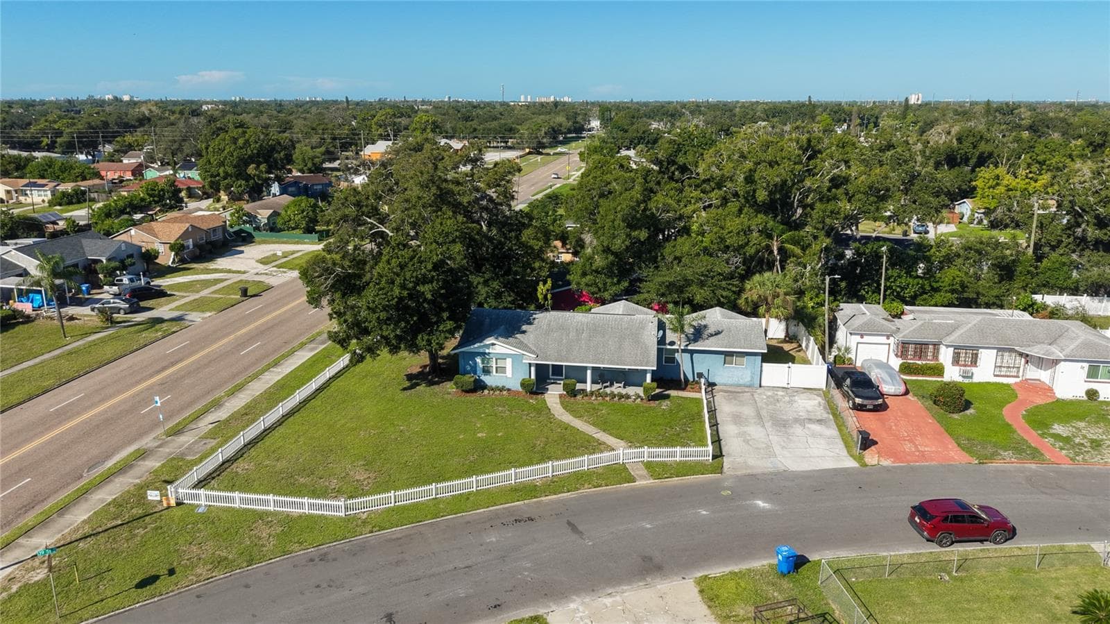 Single Family Residence at 427 39TH ST S, ST PETERSBURG, photo 2 of 71