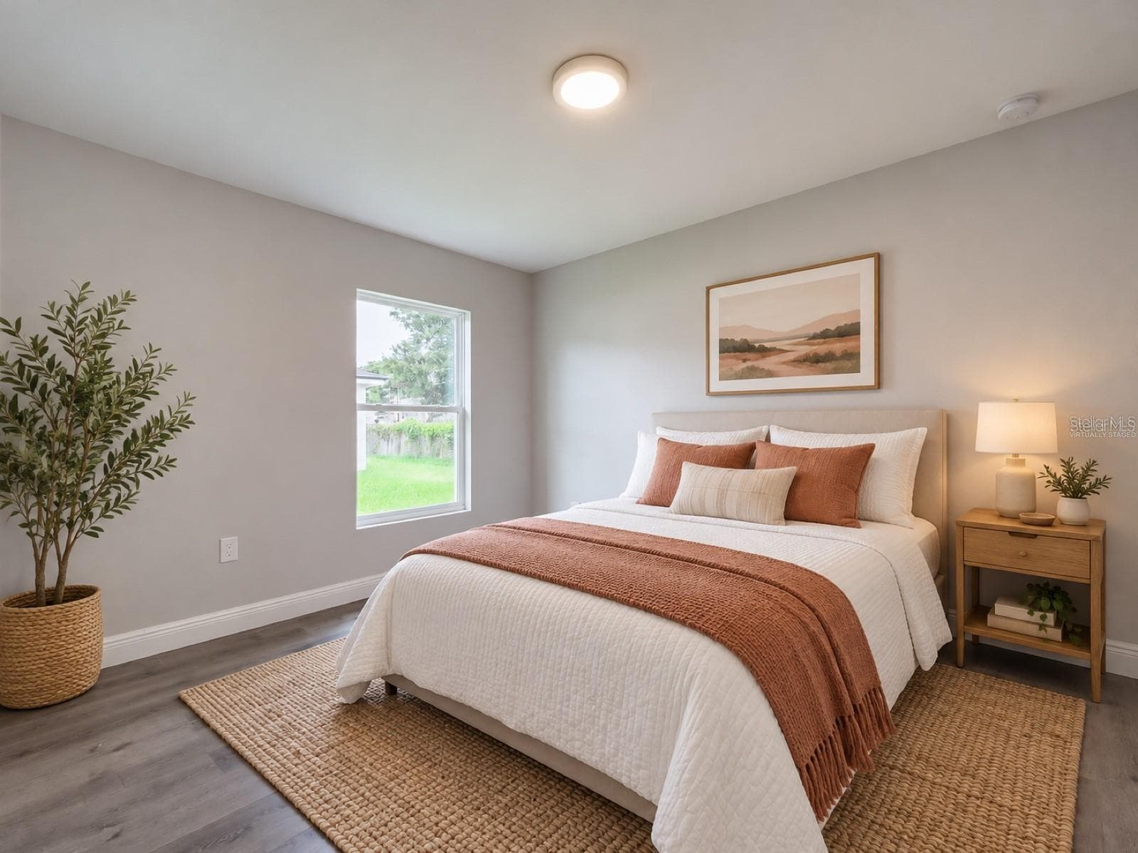 Virtually staged - 1130 CENTRAL PKWY, DELAND