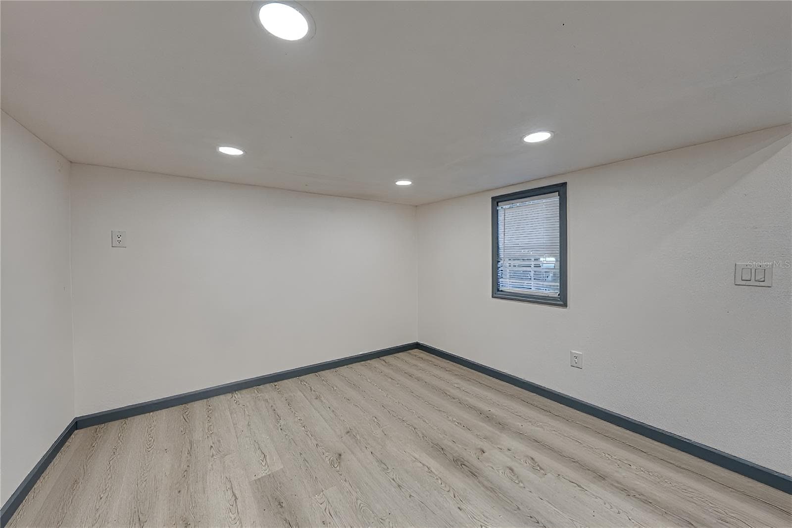 Manufactured Home at 713 SULTENFUSS RD, BABSON PARK, photo 28 of 38