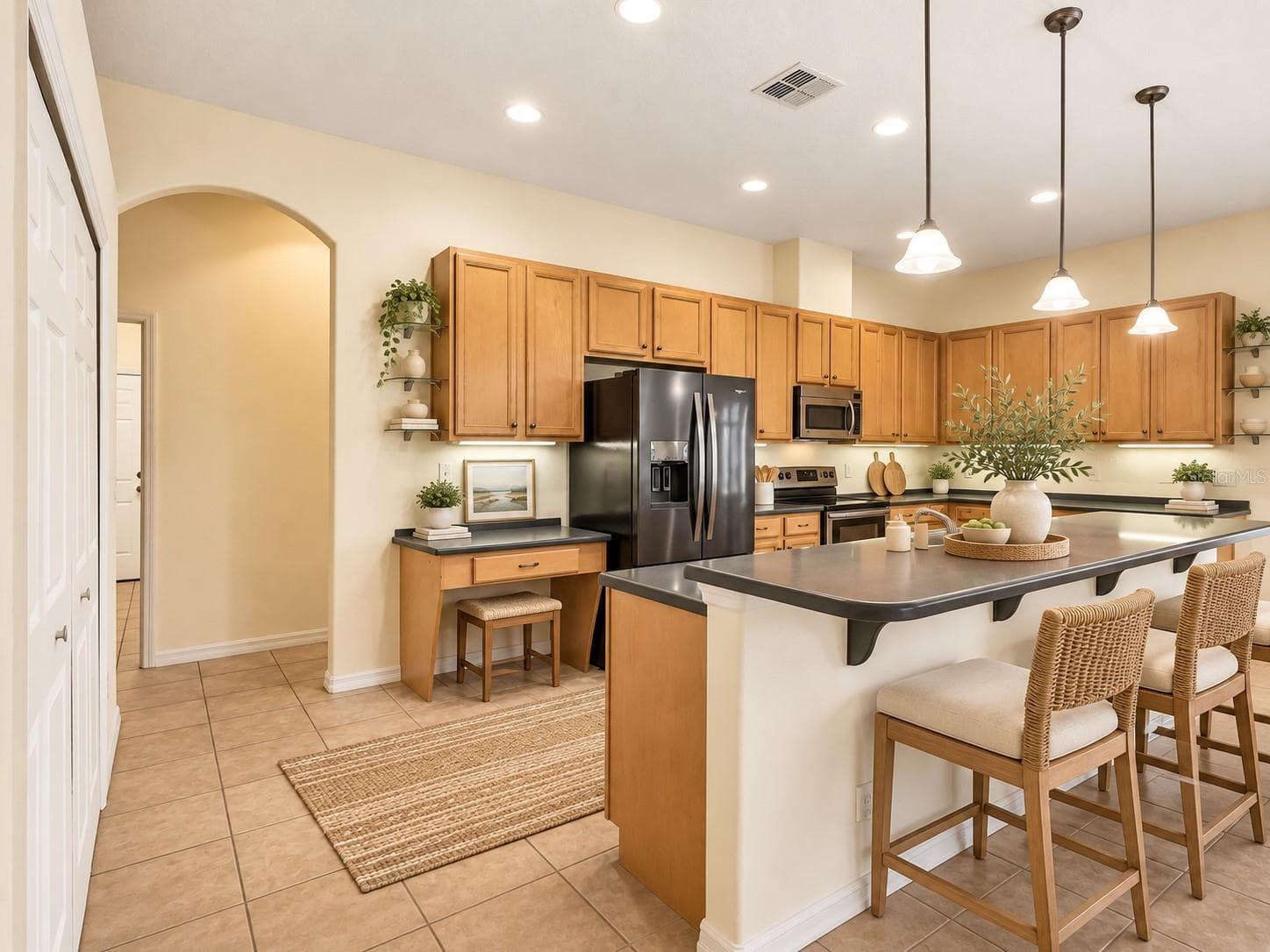 Virtual Large Open Kitchen - 3538 MULBERRY GROVE LOOP, LEESBURG