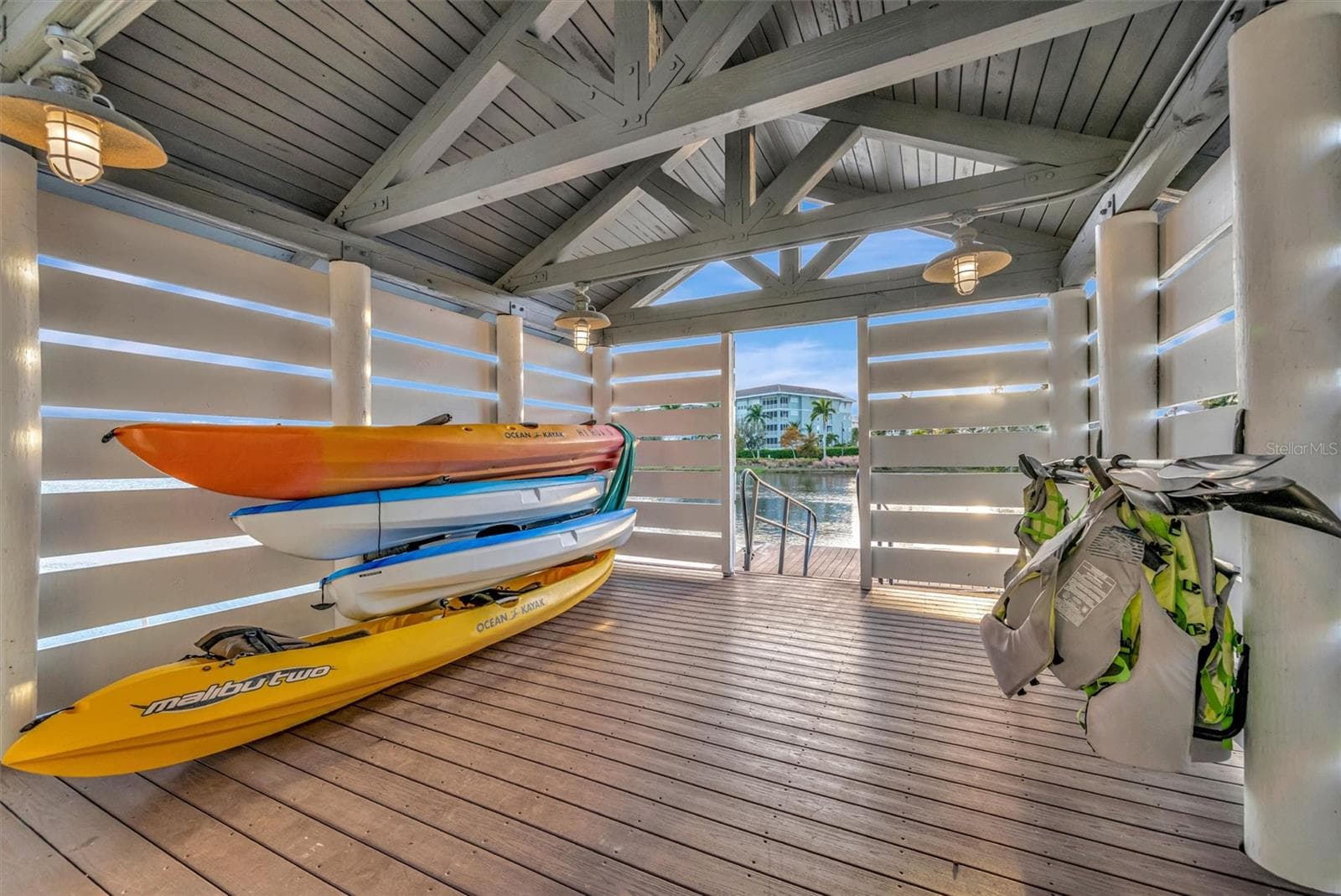 Enjoy two convenient kayak launch locations—one providing access to the Intracoastal Waterway near the Beach Club and another offering easy access to beautiful Sapphire Lake. - 291 COMPASS POINT DR #201, BRADENTON