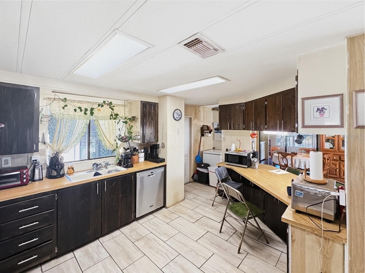 Manufactured Home at 27 ROBIN RD, WILDWOOD, photo 9 of 18